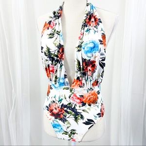 Cupshe One Piece Halter Floral Swimsuit. Like new